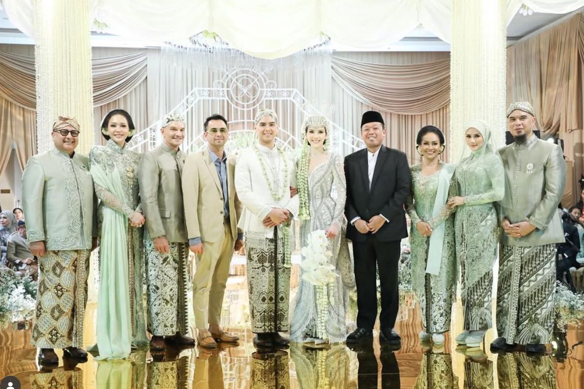 Beda Gaya Maia Estianty & Mulan Jameela