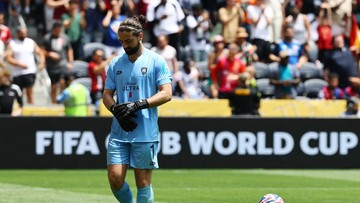 Bela-belain Cuti Kerja, Eh Kiper Auckland Malah Kebobolan 10 Gol!
