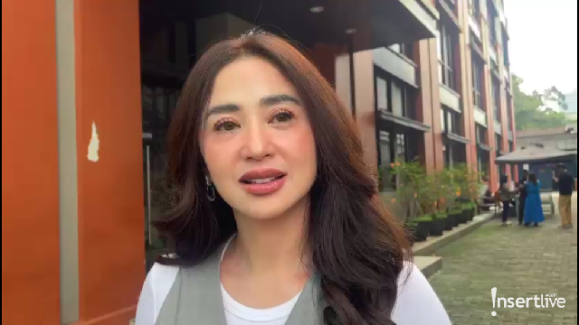 Gosip Terkini Selebriti Insertlive : Ingin Punya Anak Kembar Cowok-cewek, Dewi Perssik: Ya Harus Ada Suaminya Dulu