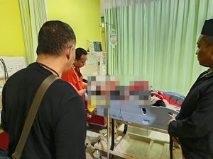 Ibu Rumah Tangga di Sidoarjo Coba Bunuh Diri Minum Sabun Cuci Piring Ibu Rumah Tangga di Sidoarjo Coba Bunuh Diri Minum Sabun Cuci Piring