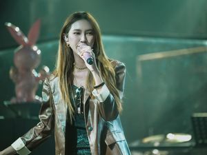 Icha Yang Penyanyi Asal Jawa Ini Curi Perhatian Ketika Nyanyi Lagu Batak Icha Yang Penyanyi Asal Jawa Ini Curi Perhatian Ketika Nyanyi Lagu Batak