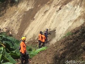 PVMBG Ungkap Penyebab Pergerakan Tanah di Pasirmunjul Purwakarta PVMBG Ungkap Penyebab Pergerakan Tanah di Pasirmunjul Purwakarta