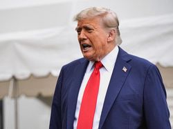 Cabut Lebih Awal dari KTT G7, Trump Bilang Gini