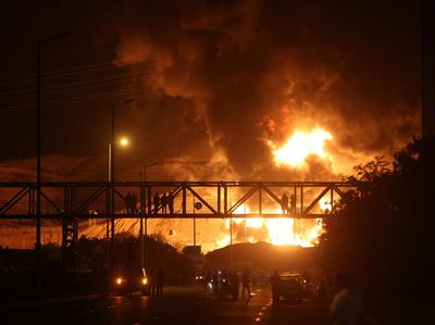 Israel dan Iran Saling Serang Kilang Minyak