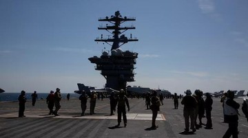Israel-Iran Membara, Kapal Induk AS Bergerak ke Timur Tengah