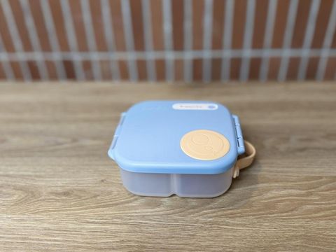Kotak bekal anak