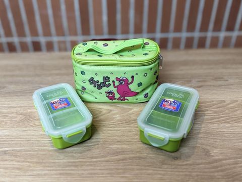 Kotak bekal anak