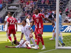 Olise Tak Kasihan Lihat Auckland Dibantai Bayern