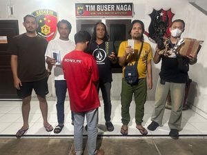 Pegawai Jasa Pengiriman Barang Ditangkap karena Curi 68 HP-1 Jam Tangan