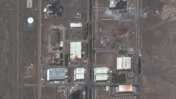 Kerusakan Situs Nuklir Iran yang Dibom AS Terekam Foto Satelit