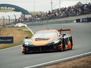 WEC 2025: Mobil Bermasalah, Sean Gagal Tuntaskan 24H of Le Mans WEC 2025: Mobil Bermasalah, Sean Gagal Tuntaskan 24H of Le Mans