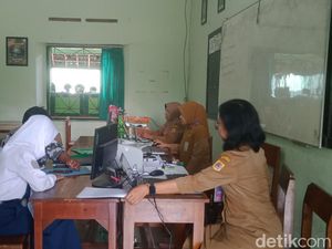 SPMB SMA di Klaten, Ortu Murid Soroti Ada KK Tanggalnya Belum Genap Setahun SPMB SMA di Klaten, Ortu Murid Soroti Ada KK Tanggalnya Belum Genap Setahun