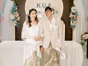Pernikahan Sederhana ala Yono Bakrie dan Vini Caroline di KUA Pernikahan Sederhana ala Yono Bakrie dan Vini Caroline di KUA