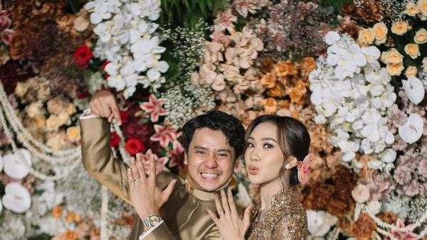 One Step Closer! Arbani Yasiz dan Raissa Ramadhani Segera Menikah
