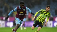 Setelah dibeli Chelsea, David Fofana tercatat baru bermain 4 kali di seluruh ajang. Ia lebih banyak menghabiskan waktu sebagai pemain pinjaman di Union Berlin, Burnley, dan Goztepe. Foto: AFP/ANDY BUCHANAN