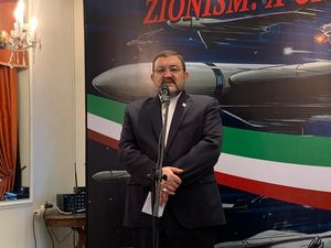 Video Dubes Iran: Selama Israel Masih Menyerang, Kami Akan Terus Bela Diri Video Dubes Iran: Selama Israel Masih Menyerang, Kami Akan Terus Bela Diri