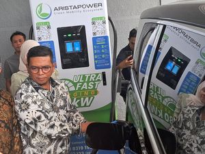 Andra Soni Dukung Transisi Kendaraan Listrik di Banten Meski Kurangi PAD
