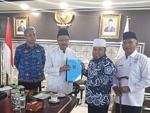Mensos Kucurkan Rp 200 Miliar untuk Proyek Sekolah Rakyat di Bengkulu Mensos Kucurkan Rp 200 Miliar untuk Proyek Sekolah Rakyat di Bengkulu