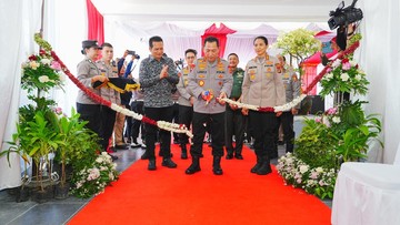 Kapolri Resmikan SPPG Polres Jembrana, Komitmen Sukseskan Program MBG