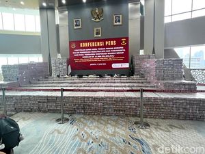 Melihat Tumpukan Uang Rp 11,8 T yang Disita Kejagung di Kasus Korupsi Migor