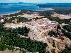 Dilarang Keras Menambang di Pulau Kecil, Ini Aturannya!