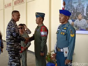 Lanudal Kupang Bentuk Satgas Stunting di Momen HUT Penerbangan ke-69 TNI AL