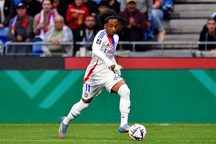 Malick Fofana LYON, FRANCE - MAY 4: Malick Fofana of Olympique Lyon runs with the ball during the France Ligue 1 match between Olympique Lyonnais and Racing Club de Lens at Groupama Stadium on May 4, 2025 in Lyon, France. (Photo by Eurasia Sport Images/Getty Images)