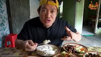 10 Momen Melki Kulineran di Muntilan, Mampir ke Warung Soto Sejak 1942