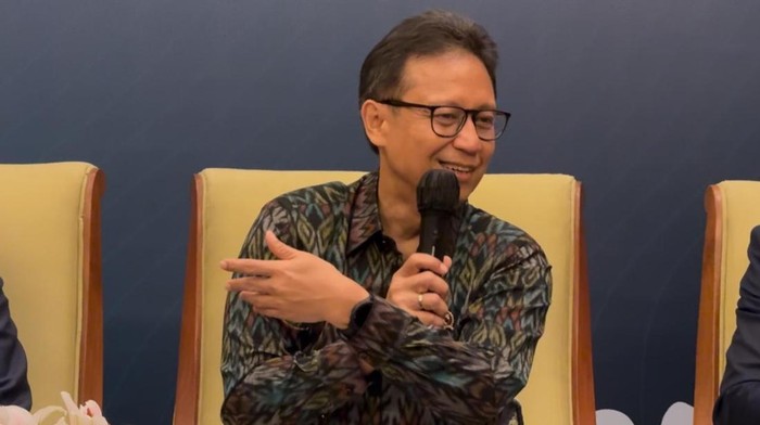Menkes Budi Gunadi Sadikin dikala jumpa pers di sela lembaga Aliansi Pemimpin Malaria Asia Pasifik (APLMA) ke-9 2025, Nusa Dua, Badung, Bali, Selasa (17/6/2025). (I Nyoman Adhisthaya Sawitra/detikBali)