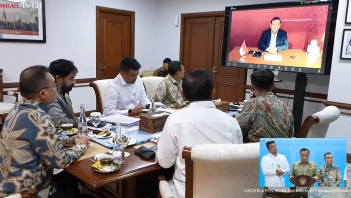 Momen Prabowo video conference pimpin rapat terbatas membicarakan polemik 4 pulau.