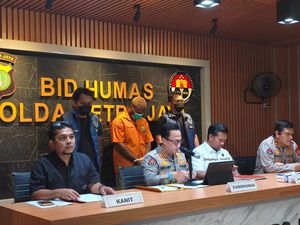 Polisi Tangkap WN Nigeria Peretas Email Korporasi, Korban Rugi Rp 36 Miliar Polisi Tangkap WN Nigeria Peretas Email Korporasi, Korban Rugi Rp 36 Miliar