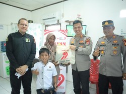 Polres Inhu Gelar Khitanan Massal Jelang Hari Bhayangkara ke-79