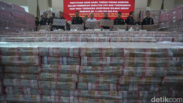 Melihat Kembali Kasus Korupsi Kakap yang Ditangani Kejagung