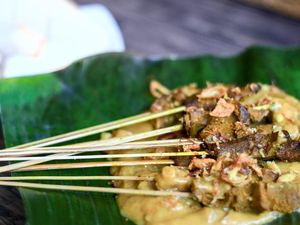 4 Fakta Sate Padang, Berawal dari Makanan Perang hingga Pakai 14 Rempah 4 Fakta Sate Padang, Berawal dari Makanan Perang hingga Pakai 14 Rempah