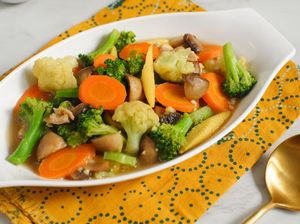 Resep Capcay Jamur Kuah Kental yang Gurih Bernutrisi Resep Capcay Jamur Kuah Kental yang Gurih Bernutrisi