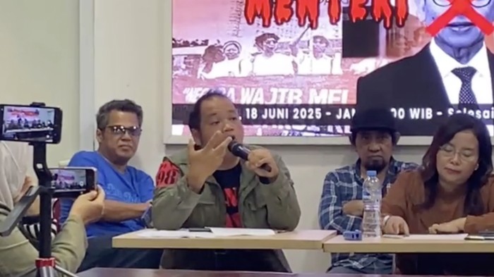 Aktivis 98 tuntut Faldi Zon dipecat. (Dok. 20detik)