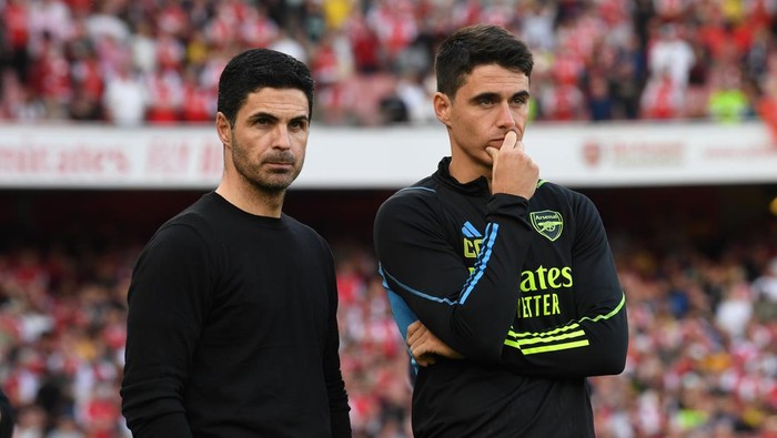 LONDON, ENGLAND - MAY 19: Arsenal Manager Mikel Arteta with his Assistant Coach Carlos Cuesta after the Premier League match between Arsenal FC and Everton FC at Emirates Stadium on May 19, 2024 in London, England. (Photo by David Price/Arsenal FC via Getty Images)