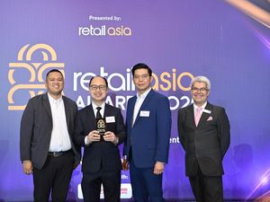 Dinilai Berhasil Rebranding, AZKO Raih Penghargaan Retail Asia Awards 2025 Dinilai Berhasil Rebranding, AZKO Raih Penghargaan Retail Asia Awards 2025