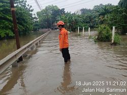 3 RT di Jakbar Masih Kebanjiran, Tinggi Air Capai 40 Cm