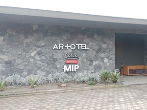 Hotel Baru di Bromo, Penuh Terus Setiap Waktu Hotel Baru di Bromo, Penuh Terus Setiap Waktu