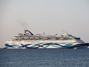 Konflik Israel-Iran Meningkat, Ribuan Turis Yahudi Dievakuasi dengan Kapal Pesiar Konflik Israel-Iran Meningkat, Ribuan Turis Yahudi Dievakuasi dengan Kapal Pesiar