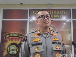 Miliki Senpira dan Edarkan Sabu, Pria Asal Medan Ditangkap di Banyuasin Miliki Senpira dan Edarkan Sabu, Pria Asal Medan Ditangkap di Banyuasin