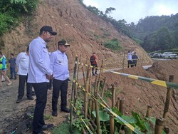 Akses Menuju Wisata Negeri di Atas Awan Banten Akan Dibuat Jalan Beton