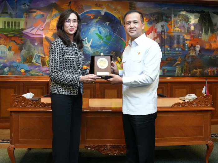 Kementerian Transmigrasi RI mengintegrasikan potensi kelautan, kebudayaan setempat Kawasan Barelang dalam satu ekosistem pengembangan kawasan wisata.
