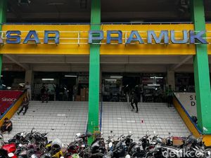 Pasar Pramuka Ditata, Siap Tertib Obat dan Terintegrasi LRT Pasar Pramuka Ditata, Siap Tertib Obat dan Terintegrasi LRT