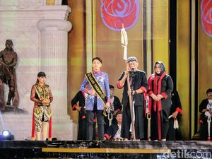 Festival Reog Ponorogo Resmi Dibuka, 65 Grup Akan Adu Kreativitas Festival Reog Ponorogo Resmi Dibuka, 65 Grup Akan Adu Kreativitas