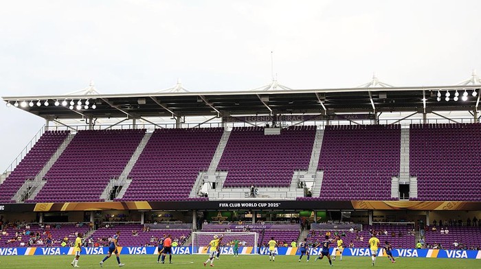 piala dunia antarklub 2025 ulsan hd vs mamelodi sundowns ORLANDO, FLORIDA - JUNE 17: A view of empty stands during the FIFA Club World Cup 2025 group F match between Ulsan HD FC and Mamelodi Sundowns FC at Inter&Co Stadium on June 17, 2025 in Orlando, Florida. (Photo by Megan Briggs/Getty Images)