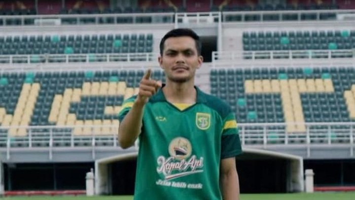 Rachmat Irianto Rachmat Irianto kembali ke Persebaya