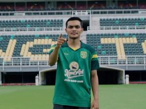 Rachmat Irianto Resmi Merapat ke Persebaya Rachmat Irianto Resmi Merapat ke Persebaya