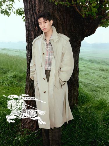 Seungmin Stray Kids sebagai brand ambassador baru Burberry